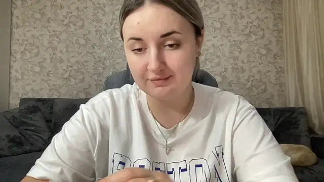 Snapshot of JudeValenti chatting on September 2025 05:53:02 PM JudeValenti online show from September 2025 05:53:02 PM