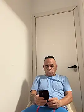 mateocali25 online show from July 2026 03:19:02 PM