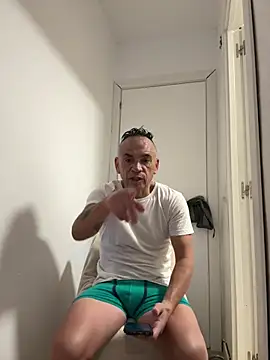 mateocali25 online show from July 2026 12:52:02 PM