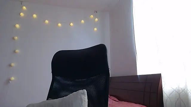 nalafoster online show from March 2026 03:18:02 PM