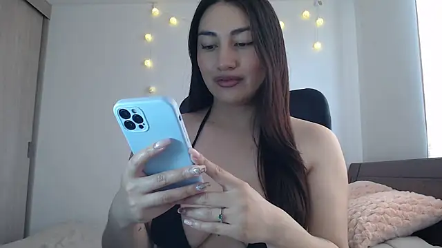 Snapshot of nalafoster chatting on June 2026 03:13:01 PM nalafoster online show from June 2026 03:13:01 PM