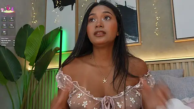 Isa Montiel online show from April 2026 07:58:02 PM