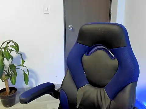 abel bigcok online show from November 2025 01:32:02 AM