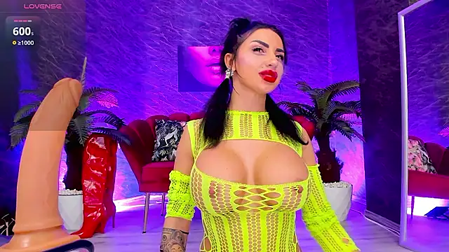 IzabelaTessa online show from March 2026 08:44:02 PM