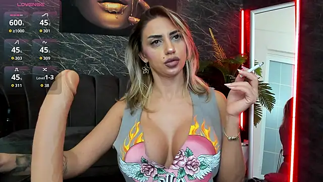 IzabelaTessa online show from November 2025 08:13:01 PM