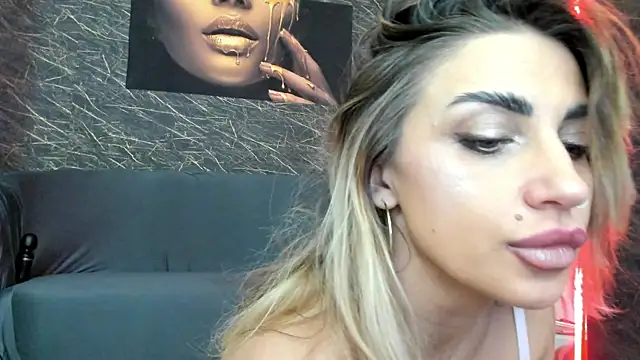 IzabelaTessa online show from January 2026 08:15:02 PM