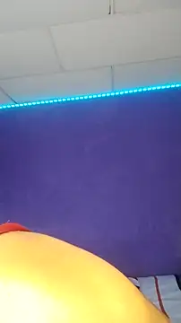 Snapshot of marina_huerta03 chatting on November 2025 07:25:02 PM marina huerta03 online show from November 2025 07:25:02 PM