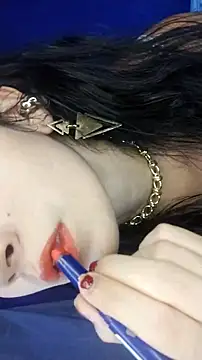 Snapshot of marina_huerta03 chatting on December 2025 07:09:02 PM marina huerta03 online show from December 2025 07:09:02 PM