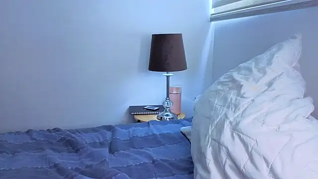 Snapshot of haku_kanjy chatting on November 2025 07:14:01 PM haku kanjy online show from November 2025 07:14:01 PM