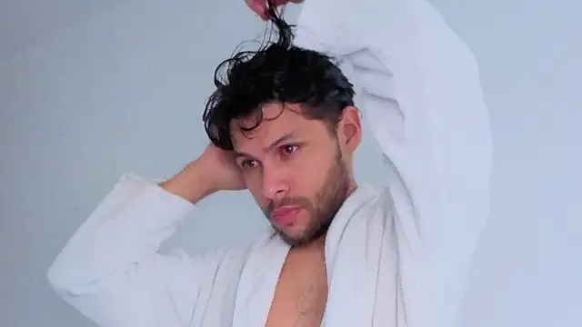 Snapshot of haku_kanjy chatting on December 2025 08:10:02 PM haku kanjy online show from December 2025 08:10:02 PM