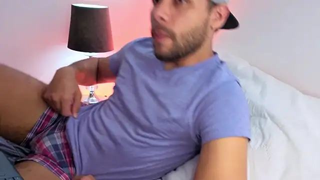 Snapshot of haku_kanjy chatting on December 2025 09:03:02 PM haku kanjy online show from December 2025 09:03:02 PM