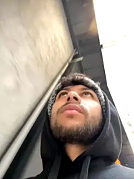 Snapshot of haku_kanjy chatting on December 2025 06:50:02 PM haku kanjy online show from December 2025 06:50:02 PM