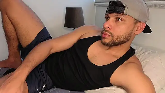 Snapshot of haku_kanjy chatting on November 2025 06:34:01 PM haku kanjy online show from November 2025 06:34:01 PM