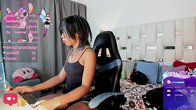 cherryboom23 online show from April 2026 01:42:02 AM