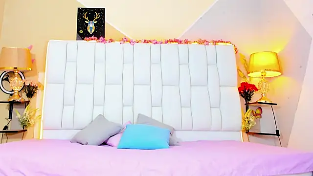 cherryboom23 online show from November 2025 03:57:02 PM