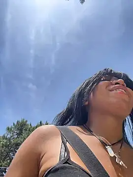 cherryboom23 online show from May 2026 06:44:01 PM