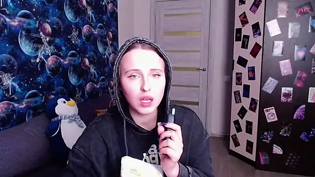 Snapshot of BarbiePieer chatting on February 2026 07:23:02 PM BarbiePieer online show from February 2026 07:23:02 PM