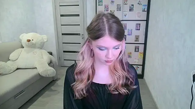 GinnyBlacky online show from June 2026 06:24:02 PM