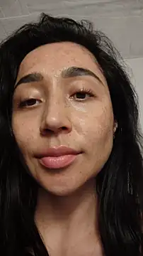 Elowyn online show from November 2025 10:21:02 PM