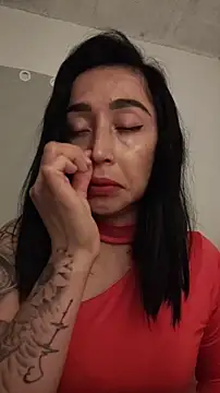 Elowyn online show from November 2025 01:39:02 AM