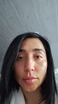 Elowyn online show from January 2026 08:05:01 PM