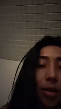 Elowyn online show from November 2025 01:31:02 AM