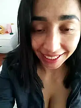 Elowyn online show from September 2025 08:38:01 PM