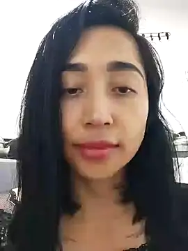 Elowyn online show from October 2025 02:57:02 AM