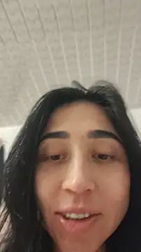 Elowyn online show from April 2026 12:06:02 AM