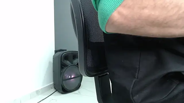 bigdick monster1 online show from September 2025 11:06:01 AM