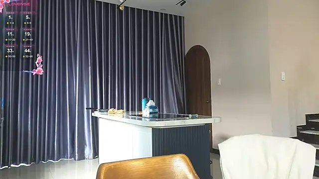 hot ass 18 online show from February 2026 06:46:02 AM