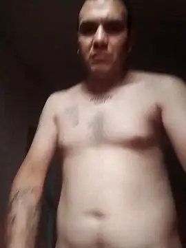 Snapshot of calfran chatting on December 2025 09:04:01 PM calfran online show from December 2025 09:04:01 PM