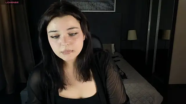 SHERI BELTON online show from November 2025 06:29:02 PM