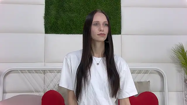 TaraHarris online show from October 2025 08:28:01 AM