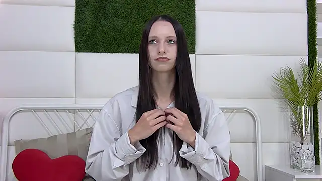 TaraHarris online show from September 2025 09:20:01 AM