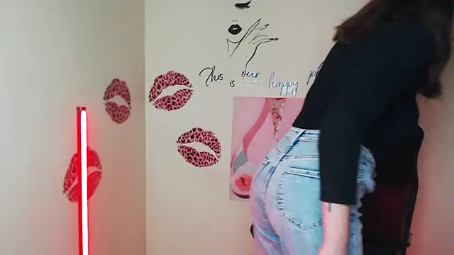 VanessaRey  online show from April 2026 04:19:01 PM