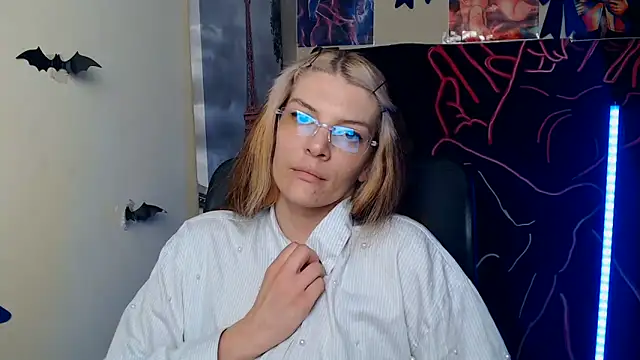 Snapshot of VanessaRey_ chatting on June 2026 07:02:01 AM VanessaRey online show from June 2026 07:02:01 AM