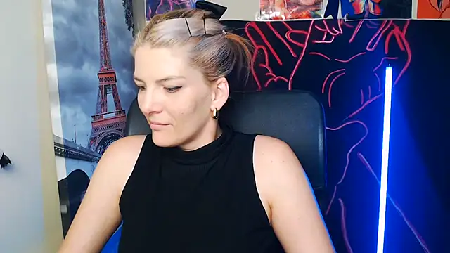 VanessaRey  online show from May 2026 04:38:01 PM