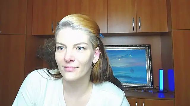 VanessaRey  online show from February 2026 05:26:02 PM