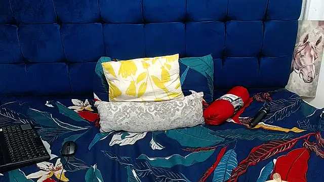 AriesCake online show from February 2026 01:46:02 PM