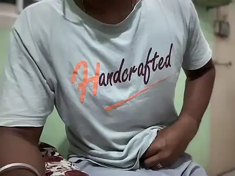 Snapshot of playwithmacock chatting on October 2025 05:59:02 PM playwithmacock online show from October 2025 05:59:02 PM