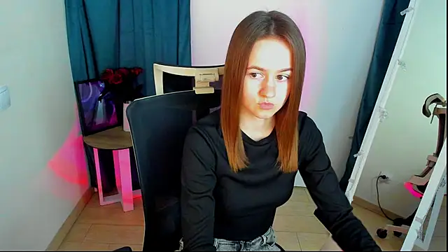 Catherine e online show from September 2025 06:25:02 PM