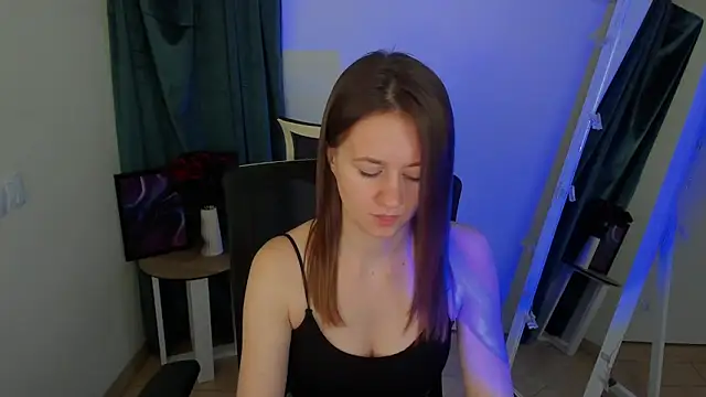 Catherine e online show from November 2025 07:28:02 PM