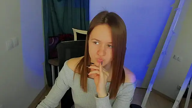 Catherine e online show from October 2025 06:52:02 PM