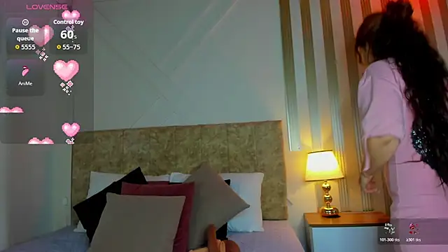 angelinarouse  online show from October 2025 02:45:01 AM