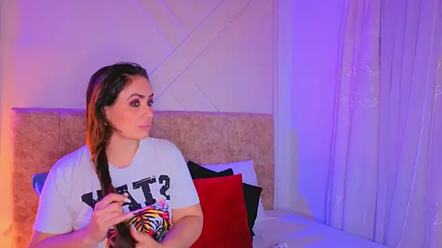 angelinarouse  online show from April 2026 03:12:01 AM