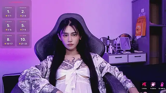 Snapshot of Rainbow-sweet chatting on May 2026 08:18:02 PM Rainbow-sweet online show from May 2026 08:18:02 PM