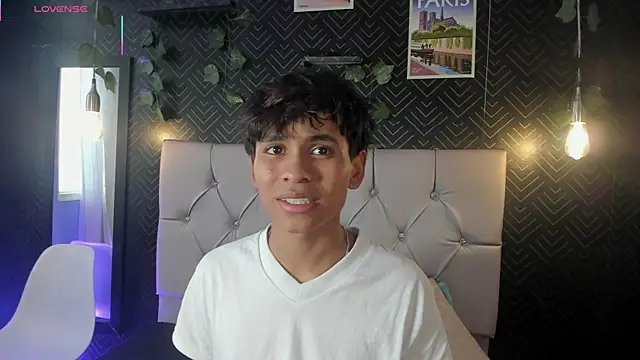 Ethan Westt online show from May 2026 09:41:02 PM