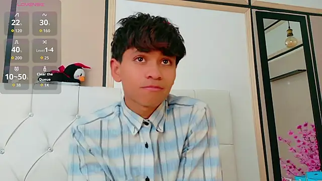 Ethan Westt online show from May 2026 01:09:02 PM