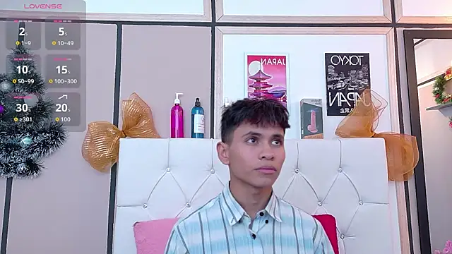 Ethan Westt online show from January 2026 08:03:01 PM